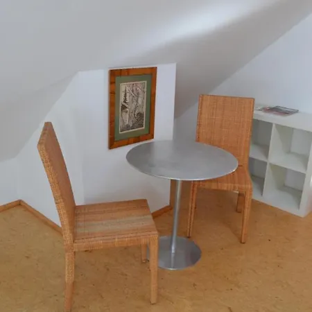 Burg Schöna Ferienhaus *