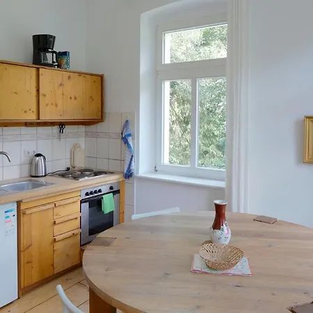 Burg Schöna Ferienhaus *